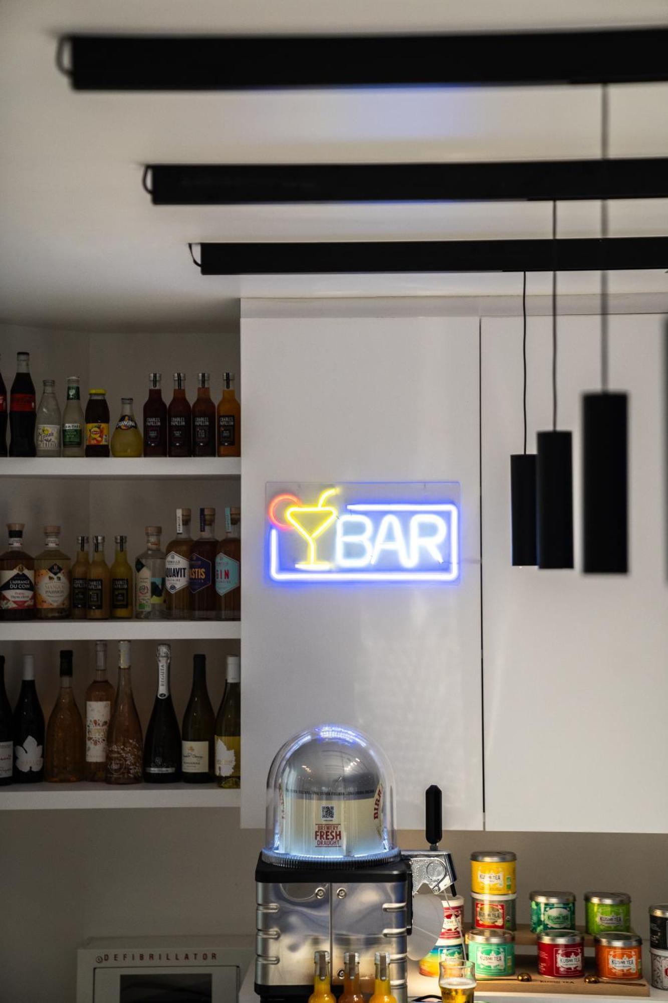 Graphik Montparnasse Hotel Paris Luaran gambar